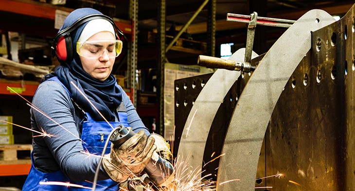 Traineeship and apprenticeship courses