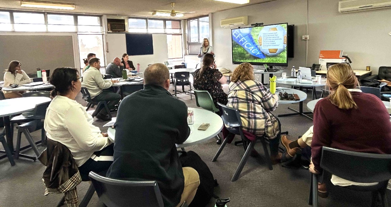 Leadership learning for regional, rural and remote middle leaders