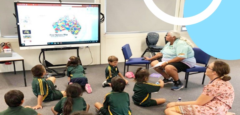 Students learning in a classrom through the use of MLDs as a digital and hands-on resource.