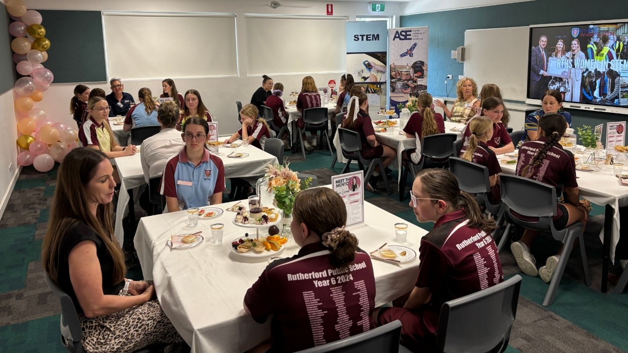Students hosting a networking brunch